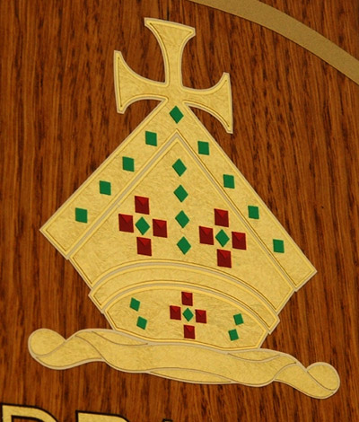 This image shows the varying textures of the gold and other colours